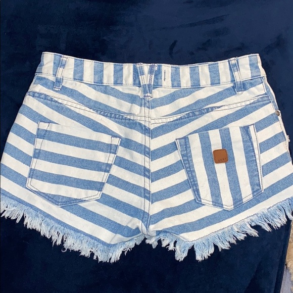 Roxy Denim Striped Shorts - Picture 5 of 11